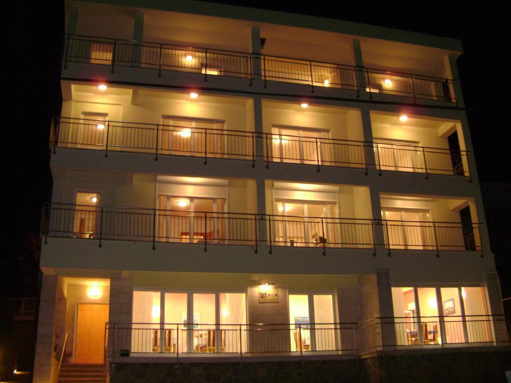 Apartments Petricevic Selce Exteriér fotografie